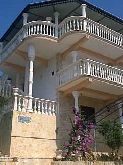 Appartement Appartement mit Blick auf das Wasser, Grebastica, Dalmatien, Kroatien