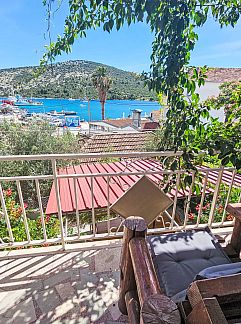 Appartement Appartement "Mango" direkt am Strand, Vinisce, Dalmatien, Kroatien