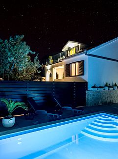 Ferienhaus Vakantiehuis Villa Melki mit großem Privatpool, Klis, Dalmatien, Kroatien
