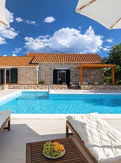 Vakantiewoning Vakantiehuis Gloss, Primosten, Dalmatie, Kroatië