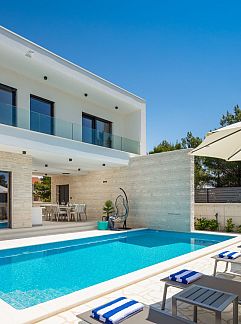 Vakantiewoning Vakantiehuis Morski dragulj, Vodice, Dalmatie, Kroatië