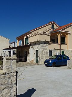 Apartment Appartement Wohnung mit Whirlpool, Krneza, Dalmatia, Croatia