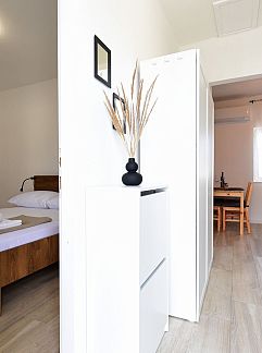 Apartment Appartement Wohnung mit Whirlpool, Krneza, Dalmatia, Croatia