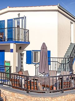 Appartement Appartement mit Blick auf das Wasser, Tisno, Dalmatie, Croatie
