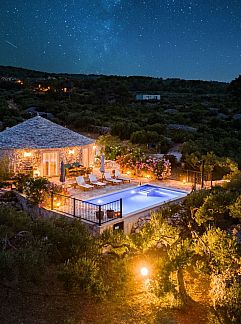 Apartment Appartement Rollstuhltauglich, Terrassen am Felsenstrand, Mirca, Dalmatia, Croatia