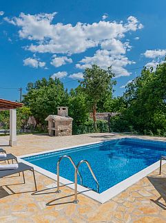 Ferienhaus Vakantiehuis in der Nähe des Meeres und des Sees, Kamenmost, Dalmatien, Kroatien