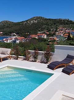 Vakantiewoning Vakantiehuis Lana, Pakostane/Drage, Dalmatie, Kroatië