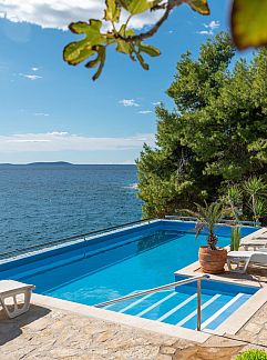 Apartment Appartement Villa Andjelka, Trogir/Okrug Gornji, Dalmatia, Croatia