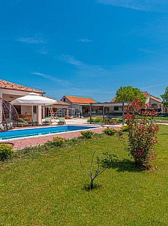 Holiday property Vakantiehuis Skelin, Drnis, Dalmatia, Croatia