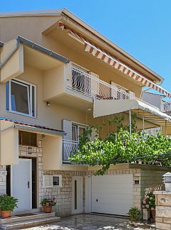 Vakantiewoning Vakantiehuis Inizio, Brodarica, Dalmatie, Kroatië