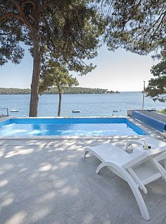 Holiday property Vakantiehuis Artatore, Losinj / Mali Losinj, Kvarner, Croatia