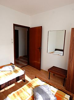 Apartment Appartement Apartment Igor, Krk/Njivice, Kvarner, Croatia