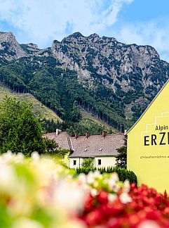 Apartment Appartement für 4 P. mit IR-Sauna & Sprudelwanne, Eisenerz, Steiermark, Austria