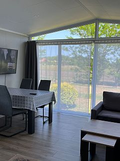 Ferienhaus Vakantiehuis Manowce Palace, Nowe Warpno, Nordpolen, Polen