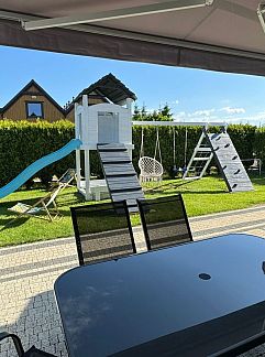 Logement de vacances Vakantiehuis "Haus2" mit Wasserblick, Sarbinowo, Pologne Nord, Pologne