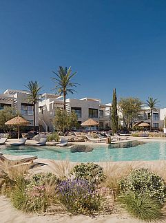 Vakantiewoning Villa met zwembad, El Castell de Montornès, Costa Dorada, Spanje