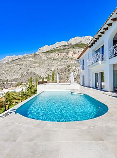 Holiday stay or cottage wanted? Book here your holiday worldwide