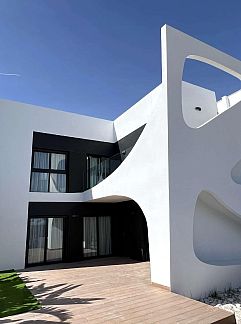 Holiday stay or cottage wanted? Book here your holiday worldwide