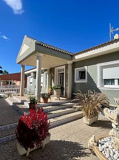 Holiday stay or cottage wanted? Book here your holiday worldwide
