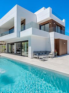 Holiday stay or cottage wanted? Book here your holiday worldwide