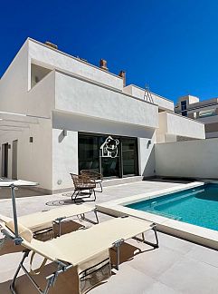 Holiday stay or cottage wanted? Book here your holiday worldwide