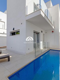 Holiday stay or cottage wanted? Book here your holiday worldwide