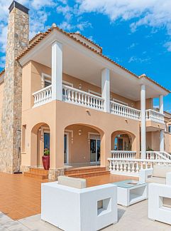 Ferienhaus Geschakelde woning in El Campello, El Campello, Costa blanca, Spanien