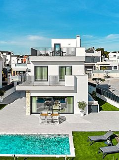 Holiday stay or cottage wanted? Book here your holiday worldwide