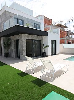 Holiday stay or cottage wanted? Book here your holiday worldwide