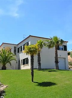 Apartment NM Suites, Platja d'Aro, Costa Brava, Spain