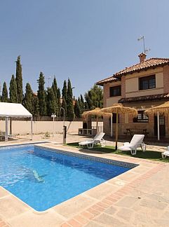 Ferienhaus Vakantiehuis in Seseña mit großem Garten, Seseña - Castilla la Mancha, Madrid, Spanien