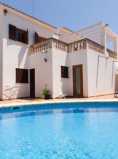 Apartment Apartamentos Iris, Sa Coma, Mallorca, Spain