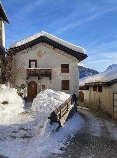 Logement de vacances Vakantiehuis Permez, (Vnà)., Vnà, Sous Gräub / Grisons, Suisse