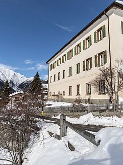 Logement de vacances Vakantiehuis Permez, (Vnà)., Vnà, Sous Gräub / Grisons, Suisse
