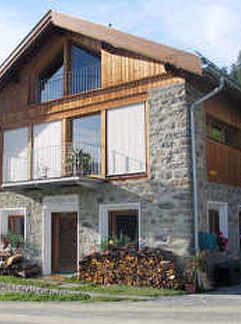 Logement de vacances Vakantiehuis Permez, (Vnà)., Vnà, Sous Gräub / Grisons, Suisse