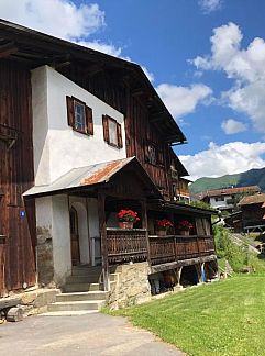 Apartment Appartement Ferienhaus Bim Waldji, Pany, Under Gräub / Grisons, Switzerland