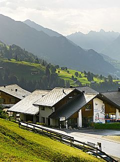 Appartement Appartement Bellevue, (Pany)., Pany, Sous Gräub / Grisons, Suisse