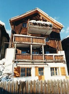 Apartment Appartement Ferienwohnungen Chasa Werro, Sent, Under Gräub / Grisons, Switzerland