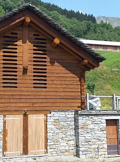 Logement de vacances Vakantiehuis La Stalla, Faido, Tessin, Suisse