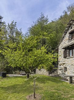 Apartment Appartement Rosalia, Agarone, Ticino / Tessin, Switzerland