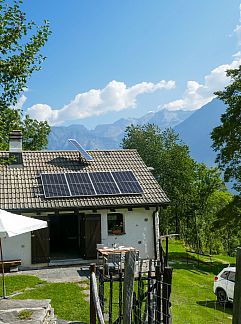Ferienhaus Vakantiehuis Mona, Leontica, Tessin, Schweiz