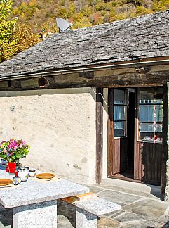 Ferienhaus Vakantiehuis Marianne Plus, Aquila, Tessin, Schweiz