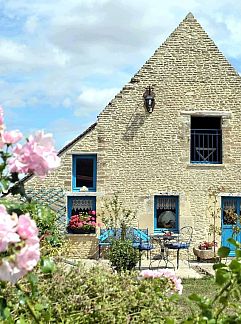 Holiday property Fusion, Courcy, Lower Normandy, France