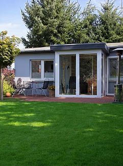 Vakantie appartement Hotel Schloss Neustadt-Glewe, Neustadt-Glewe, Mecklenburg-Voor-Pommeren, Duitsland