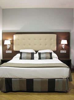 Apartment Hotel Olid, Valladolid, Castile-León, Spain