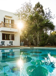 Logement de vacances Vakantiehuis in Es Cubells mit Privatem Pool, Es Cubells, Ibiza, Espagne
