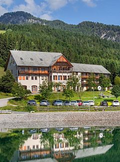 Apartment Gästehaus Rader, Weissbriach, Karnten, Austria