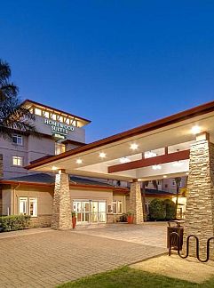 Apartment DoubleTree by Hilton San Francisco Airport North, Brisbane, Californië, USA