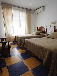 Apartment Hotel Santiago, Benavente, Castile-León, Spain