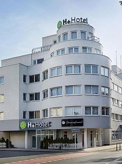 Apartment InterCityHotel Darmstadt, Darmstadt, Hessen, Germany